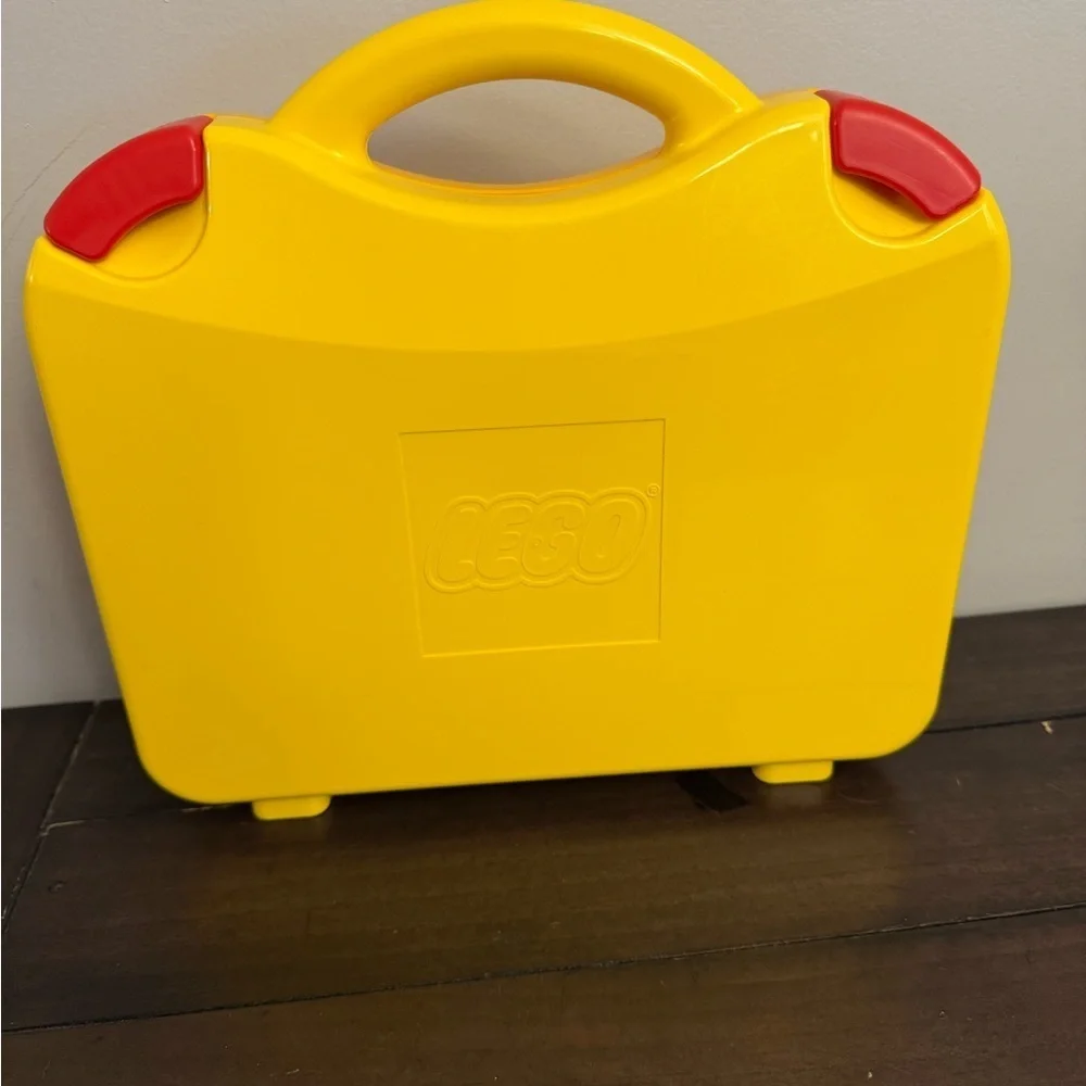 LEGO Yellow Storage Carry Case Organizer w/ Dividers Red Latches